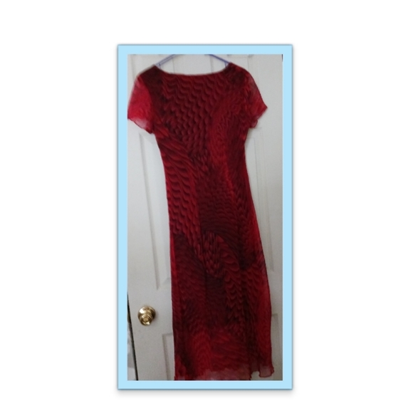 Red and black Meghan Matthew's size 12 Dress - Picture 2 of 4